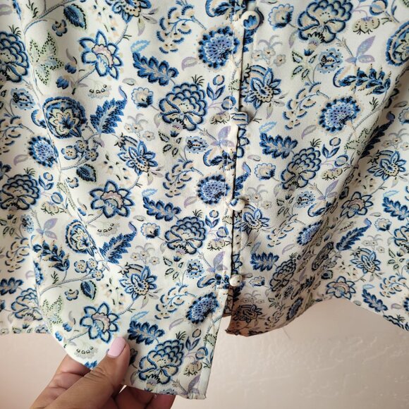 Rose & Olive Plus Size Button Front Floral Boho Blouse - Picture 7 of 7